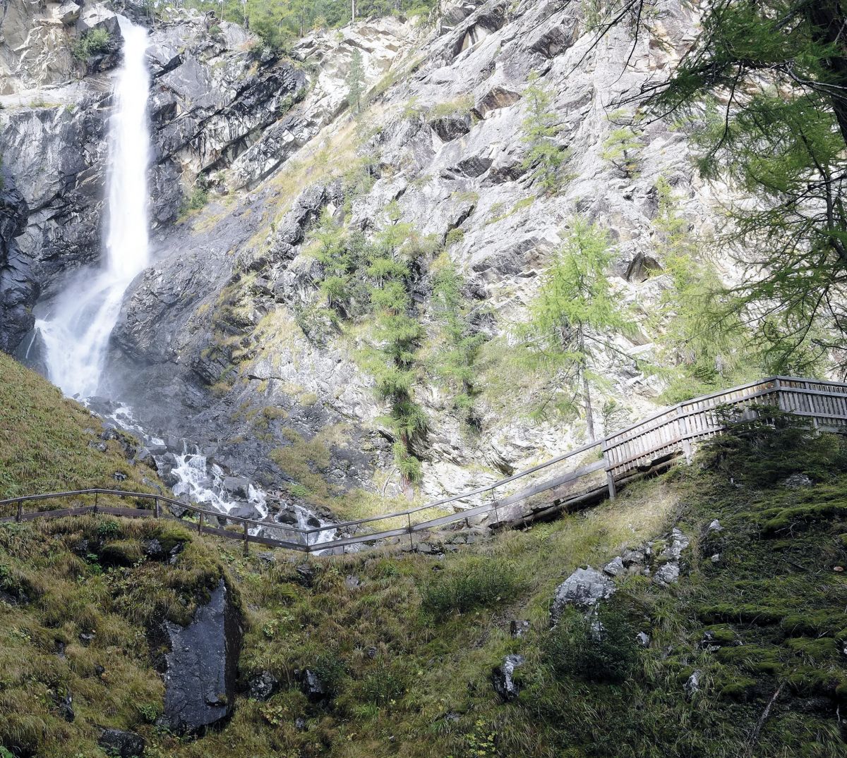 Lehner Wasserfall in Längenfeld, © Ötztal Tourismus, Elias Holzknecht