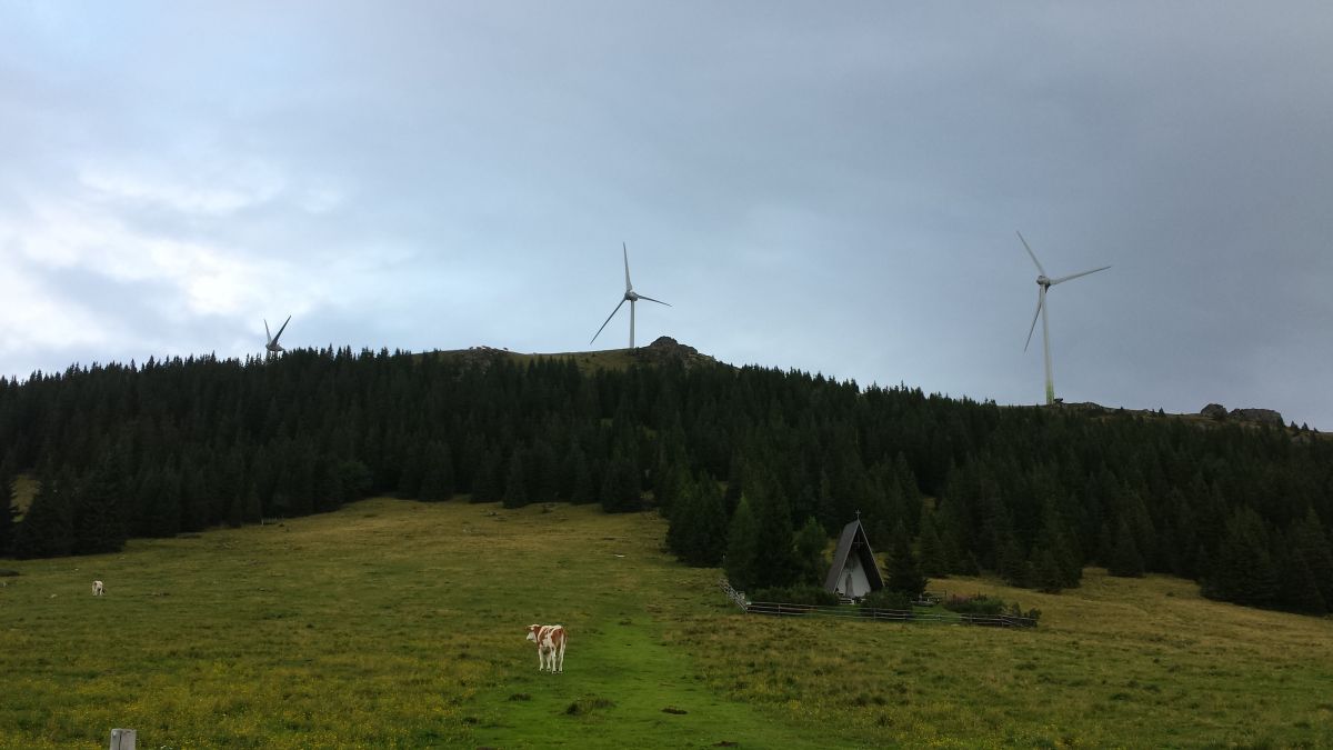 Sicht auf den Windpark Handalm, © Österreichs Wanderdörfer, Elisabeth Pfeifhofer