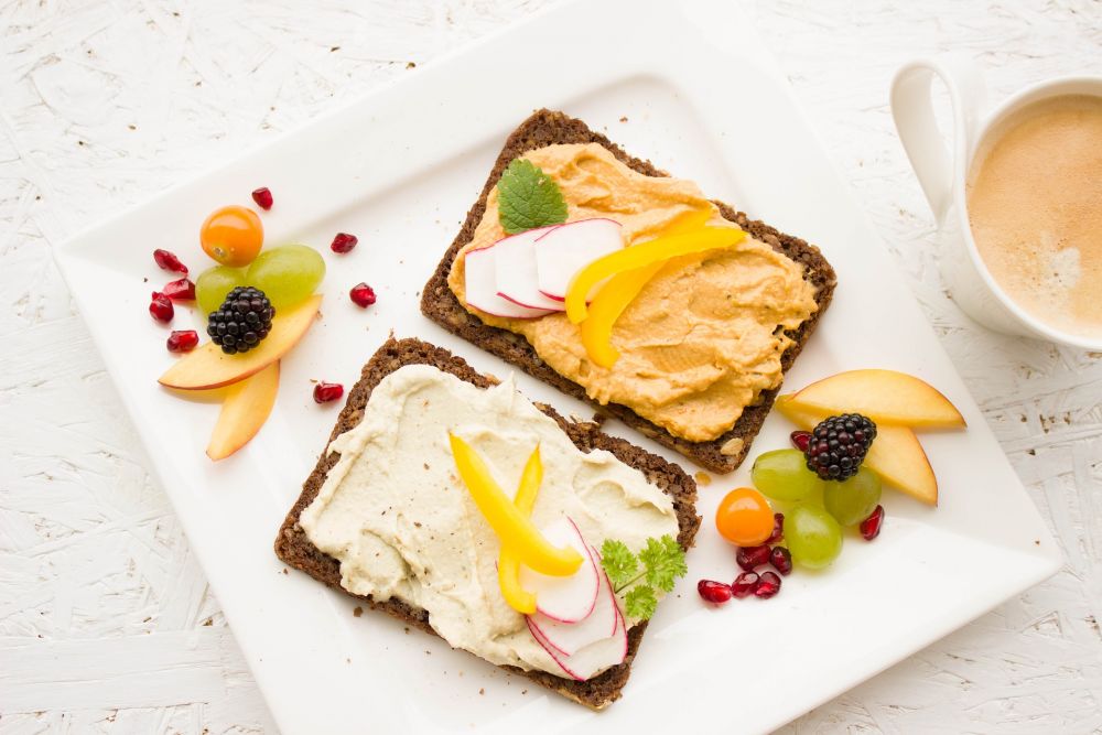 Gesundes Brot mit Käseaufstrich, pixabay
