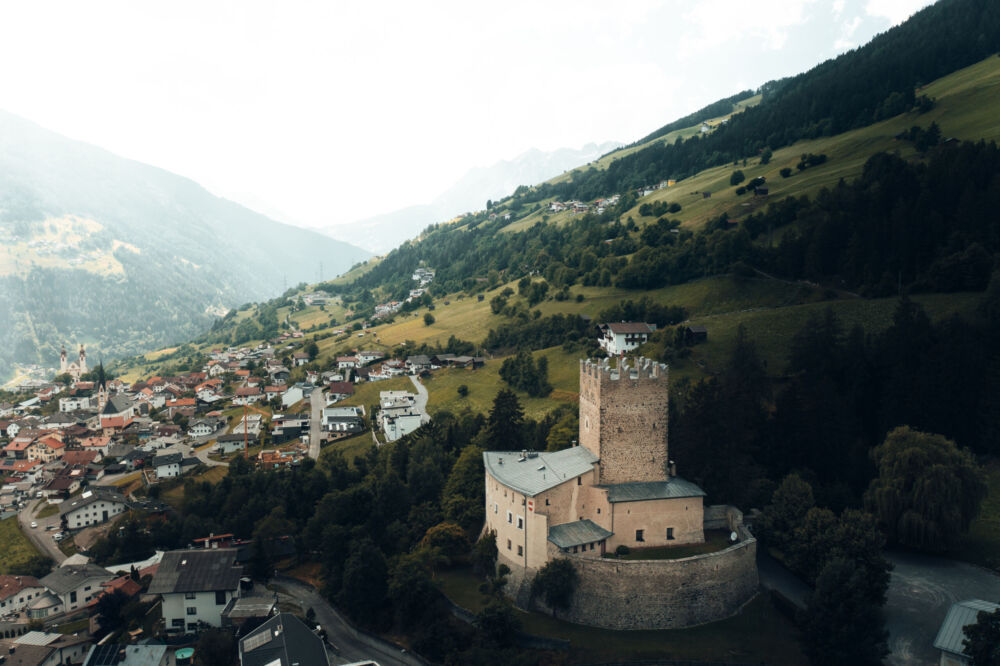 Schloss Biedenegg, TirolWest